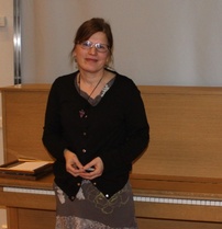 Hopeinen palkintotuomari merkki Riitta Patrikainen